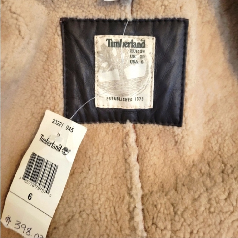 NWT Timberland Chocolate and Tan Shearling Vest - Picture 4 of 7